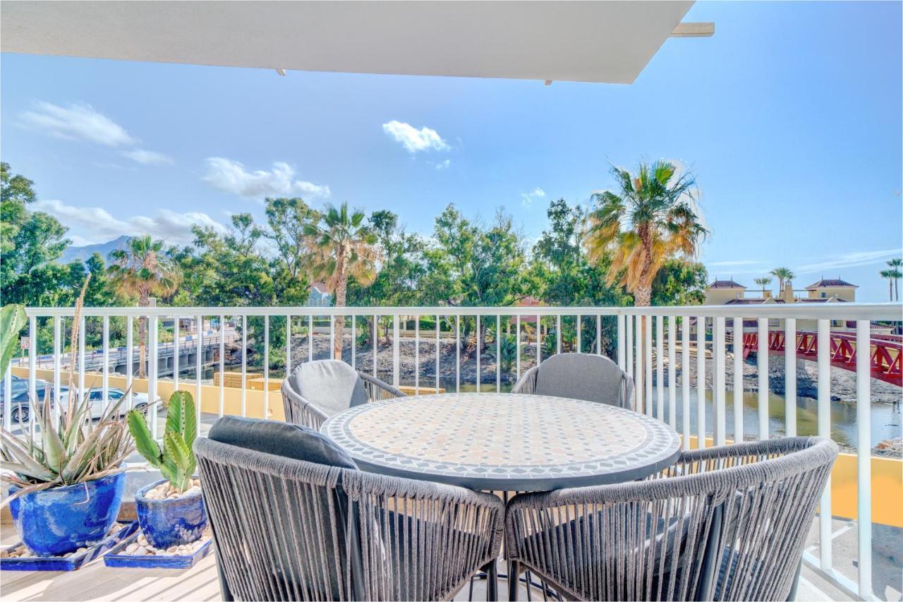 Beach Front Flat With Sea Views Marbella Exterior photo